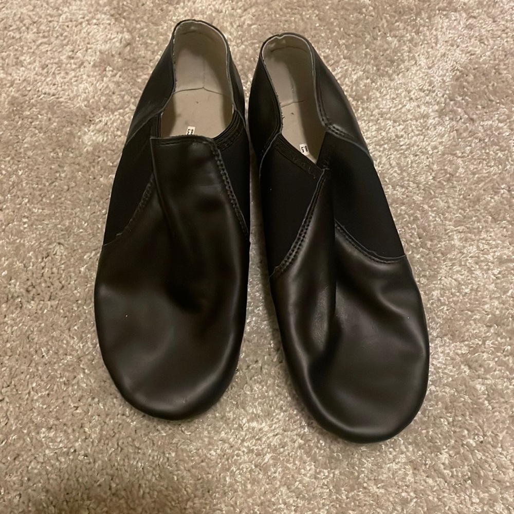Leather black jazz shoes